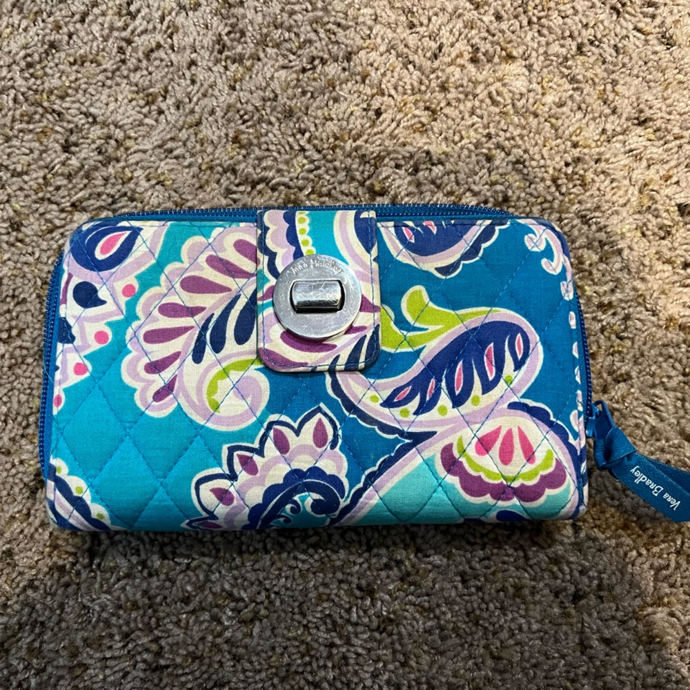 Vera Bradley wallet